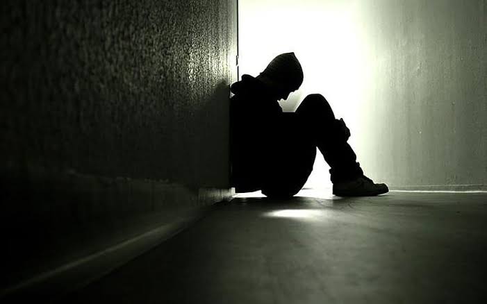 Picture of Daniel worried || Kistoria